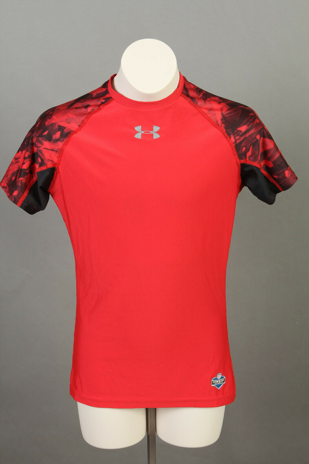 Boys Under Armour NFL Combine Heat Gear Compression Shirt ~ Red/Black ~ Medium