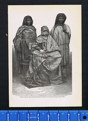 Queen Of Maheli & Attendants, Court Life Of Madagascar - 1915 Page Of History